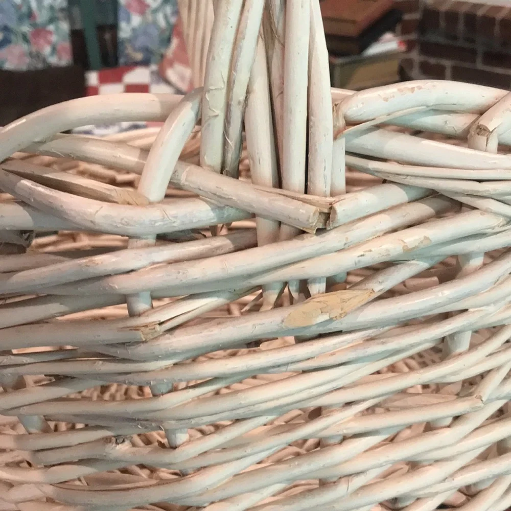 White Basket Large Sturdy Handle